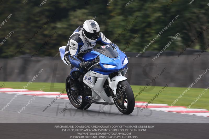 enduro digital images;event digital images;eventdigitalimages;no limits trackdays;oulton no limits trackday;oulton park cheshire;oulton trackday photographs;peter wileman photography;racing digital images;trackday digital images;trackday photos