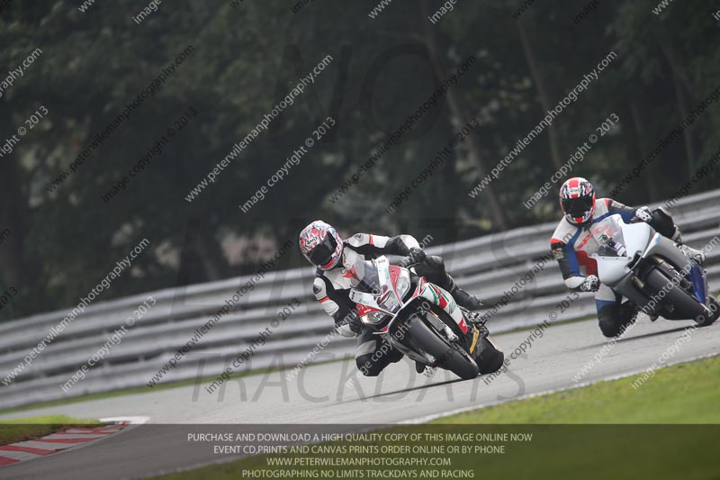 enduro digital images;event digital images;eventdigitalimages;no limits trackdays;oulton no limits trackday;oulton park cheshire;oulton trackday photographs;peter wileman photography;racing digital images;trackday digital images;trackday photos