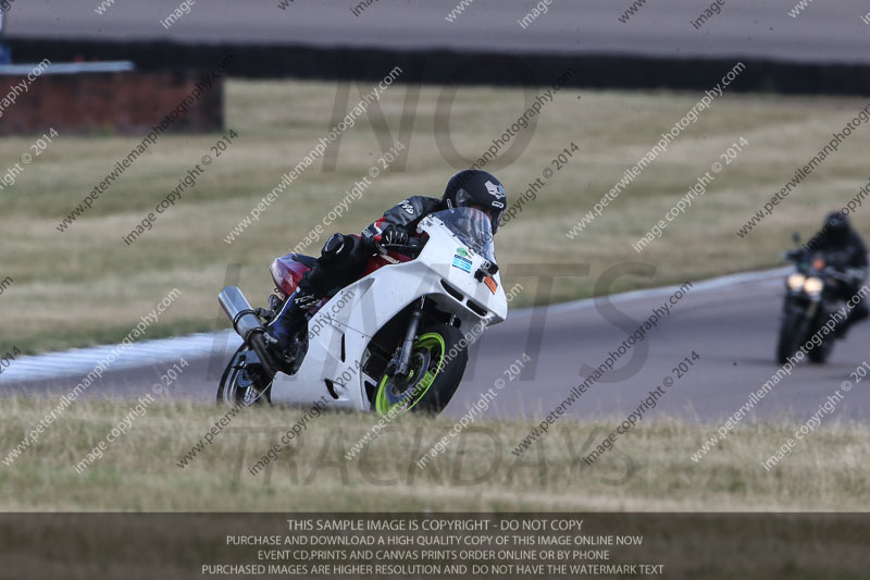 Rockingham no limits trackday;enduro digital images;event digital images;eventdigitalimages;no limits trackdays;peter wileman photography;racing digital images;rockingham raceway northamptonshire;rockingham trackday photographs;trackday digital images;trackday photos