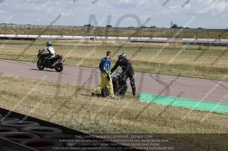 Rockingham no limits trackday;enduro digital images;event digital images;eventdigitalimages;no limits trackdays;peter wileman photography;racing digital images;rockingham raceway northamptonshire;rockingham trackday photographs;trackday digital images;trackday photos