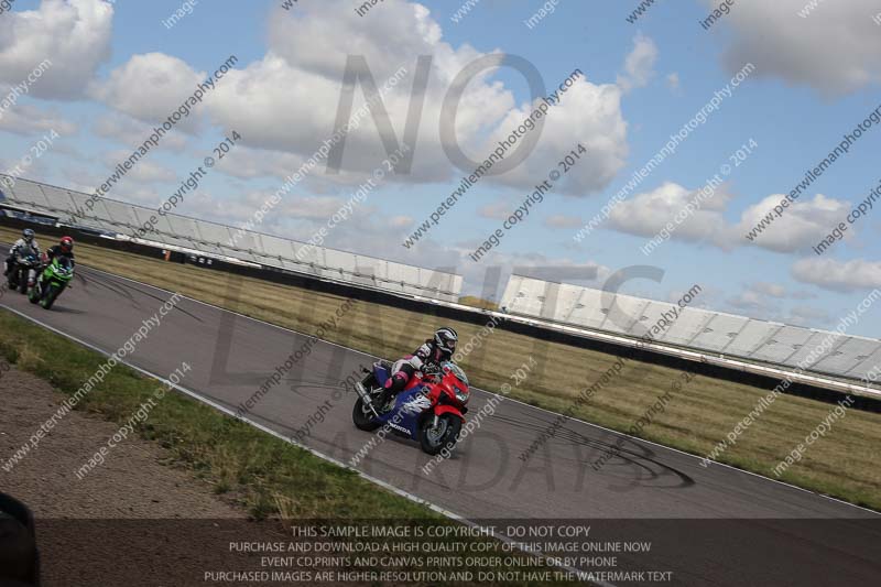 Rockingham no limits trackday;enduro digital images;event digital images;eventdigitalimages;no limits trackdays;peter wileman photography;racing digital images;rockingham raceway northamptonshire;rockingham trackday photographs;trackday digital images;trackday photos