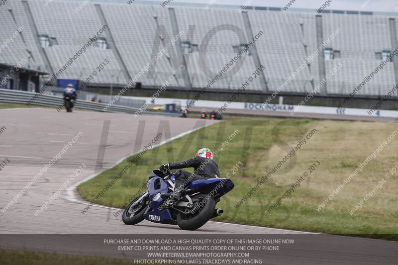 Rockingham no limits trackday;enduro digital images;event digital images;eventdigitalimages;no limits trackdays;peter wileman photography;racing digital images;rockingham raceway northamptonshire;rockingham trackday photographs;trackday digital images;trackday photos