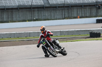 Rockingham-no-limits-trackday;enduro-digital-images;event-digital-images;eventdigitalimages;no-limits-trackdays;peter-wileman-photography;racing-digital-images;rockingham-raceway-northamptonshire;rockingham-trackday-photographs;trackday-digital-images;trackday-photos