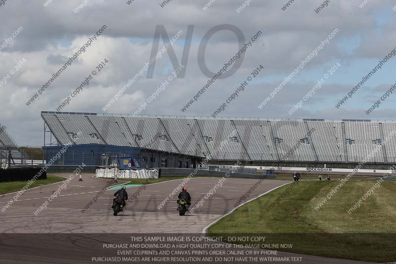 Rockingham no limits trackday;enduro digital images;event digital images;eventdigitalimages;no limits trackdays;peter wileman photography;racing digital images;rockingham raceway northamptonshire;rockingham trackday photographs;trackday digital images;trackday photos