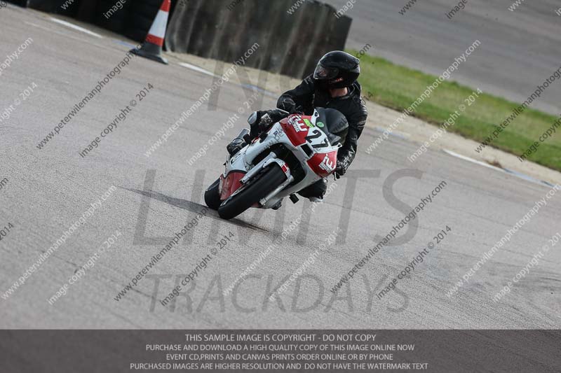 Rockingham no limits trackday;enduro digital images;event digital images;eventdigitalimages;no limits trackdays;peter wileman photography;racing digital images;rockingham raceway northamptonshire;rockingham trackday photographs;trackday digital images;trackday photos