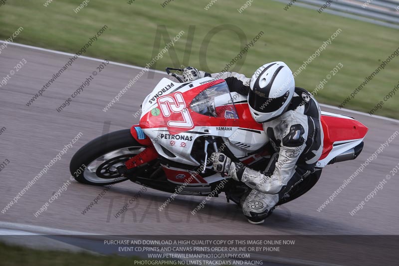 Rockingham no limits trackday;enduro digital images;event digital images;eventdigitalimages;no limits trackdays;peter wileman photography;racing digital images;rockingham raceway northamptonshire;rockingham trackday photographs;trackday digital images;trackday photos