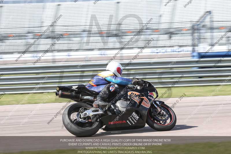 Rockingham no limits trackday;enduro digital images;event digital images;eventdigitalimages;no limits trackdays;peter wileman photography;racing digital images;rockingham raceway northamptonshire;rockingham trackday photographs;trackday digital images;trackday photos