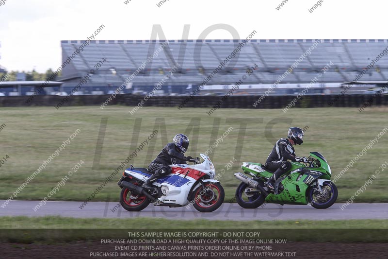 Rockingham no limits trackday;enduro digital images;event digital images;eventdigitalimages;no limits trackdays;peter wileman photography;racing digital images;rockingham raceway northamptonshire;rockingham trackday photographs;trackday digital images;trackday photos