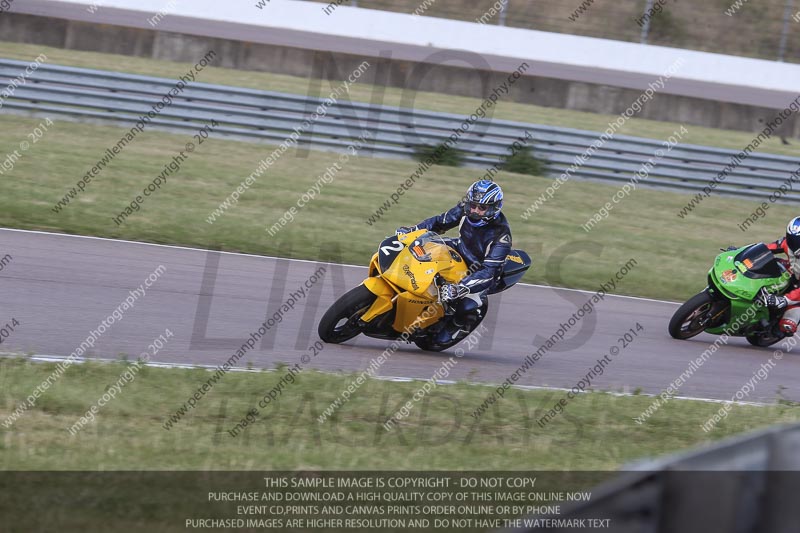 Rockingham no limits trackday;enduro digital images;event digital images;eventdigitalimages;no limits trackdays;peter wileman photography;racing digital images;rockingham raceway northamptonshire;rockingham trackday photographs;trackday digital images;trackday photos