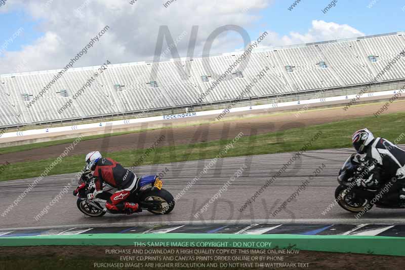 Rockingham no limits trackday;enduro digital images;event digital images;eventdigitalimages;no limits trackdays;peter wileman photography;racing digital images;rockingham raceway northamptonshire;rockingham trackday photographs;trackday digital images;trackday photos