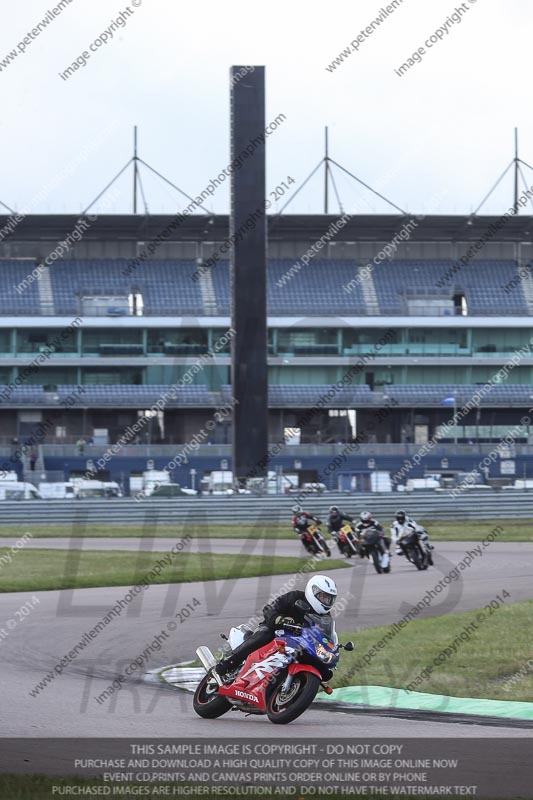 Rockingham no limits trackday;enduro digital images;event digital images;eventdigitalimages;no limits trackdays;peter wileman photography;racing digital images;rockingham raceway northamptonshire;rockingham trackday photographs;trackday digital images;trackday photos