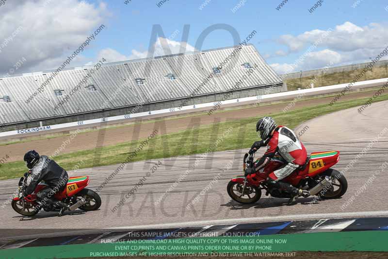 Rockingham no limits trackday;enduro digital images;event digital images;eventdigitalimages;no limits trackdays;peter wileman photography;racing digital images;rockingham raceway northamptonshire;rockingham trackday photographs;trackday digital images;trackday photos