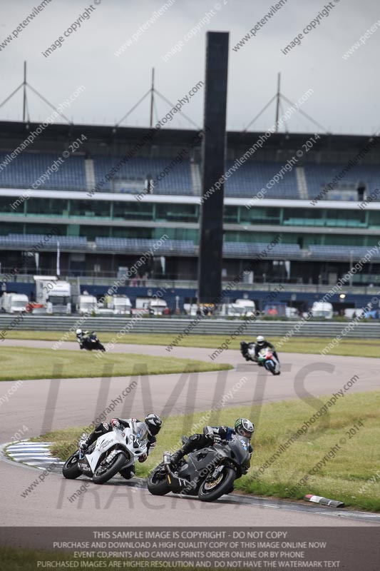 Rockingham no limits trackday;enduro digital images;event digital images;eventdigitalimages;no limits trackdays;peter wileman photography;racing digital images;rockingham raceway northamptonshire;rockingham trackday photographs;trackday digital images;trackday photos