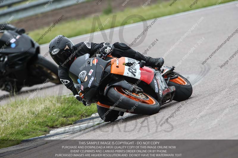 Rockingham no limits trackday;enduro digital images;event digital images;eventdigitalimages;no limits trackdays;peter wileman photography;racing digital images;rockingham raceway northamptonshire;rockingham trackday photographs;trackday digital images;trackday photos