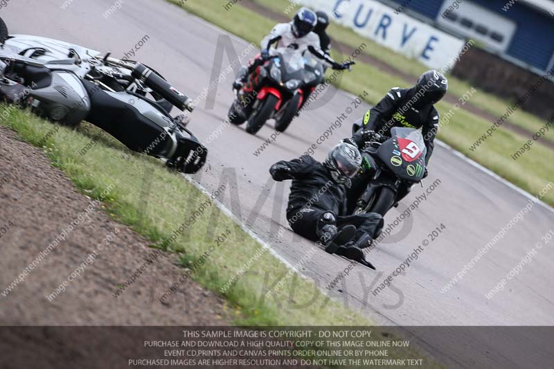 Rockingham no limits trackday;enduro digital images;event digital images;eventdigitalimages;no limits trackdays;peter wileman photography;racing digital images;rockingham raceway northamptonshire;rockingham trackday photographs;trackday digital images;trackday photos