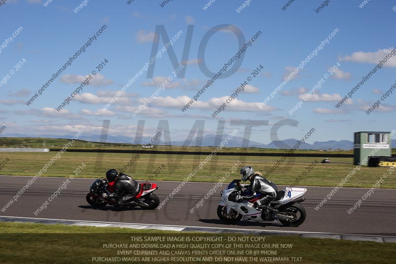 anglesey no limits trackday;anglesey photographs;anglesey trackday photographs;enduro digital images;event digital images;eventdigitalimages;no limits trackdays;peter wileman photography;racing digital images;trac mon;trackday digital images;trackday photos;ty croes