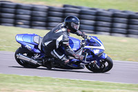 anglesey-no-limits-trackday;anglesey-photographs;anglesey-trackday-photographs;enduro-digital-images;event-digital-images;eventdigitalimages;no-limits-trackdays;peter-wileman-photography;racing-digital-images;trac-mon;trackday-digital-images;trackday-photos;ty-croes