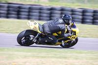 anglesey-no-limits-trackday;anglesey-photographs;anglesey-trackday-photographs;enduro-digital-images;event-digital-images;eventdigitalimages;no-limits-trackdays;peter-wileman-photography;racing-digital-images;trac-mon;trackday-digital-images;trackday-photos;ty-croes