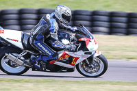 anglesey-no-limits-trackday;anglesey-photographs;anglesey-trackday-photographs;enduro-digital-images;event-digital-images;eventdigitalimages;no-limits-trackdays;peter-wileman-photography;racing-digital-images;trac-mon;trackday-digital-images;trackday-photos;ty-croes