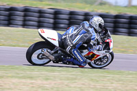 anglesey-no-limits-trackday;anglesey-photographs;anglesey-trackday-photographs;enduro-digital-images;event-digital-images;eventdigitalimages;no-limits-trackdays;peter-wileman-photography;racing-digital-images;trac-mon;trackday-digital-images;trackday-photos;ty-croes