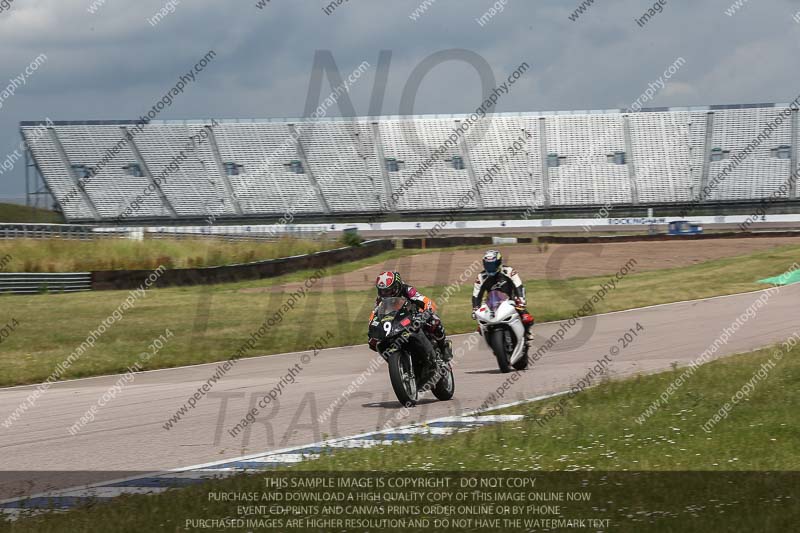 Rockingham no limits trackday;enduro digital images;event digital images;eventdigitalimages;no limits trackdays;peter wileman photography;racing digital images;rockingham raceway northamptonshire;rockingham trackday photographs;trackday digital images;trackday photos