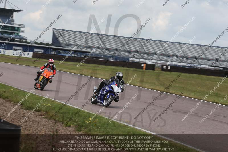 Rockingham no limits trackday;enduro digital images;event digital images;eventdigitalimages;no limits trackdays;peter wileman photography;racing digital images;rockingham raceway northamptonshire;rockingham trackday photographs;trackday digital images;trackday photos