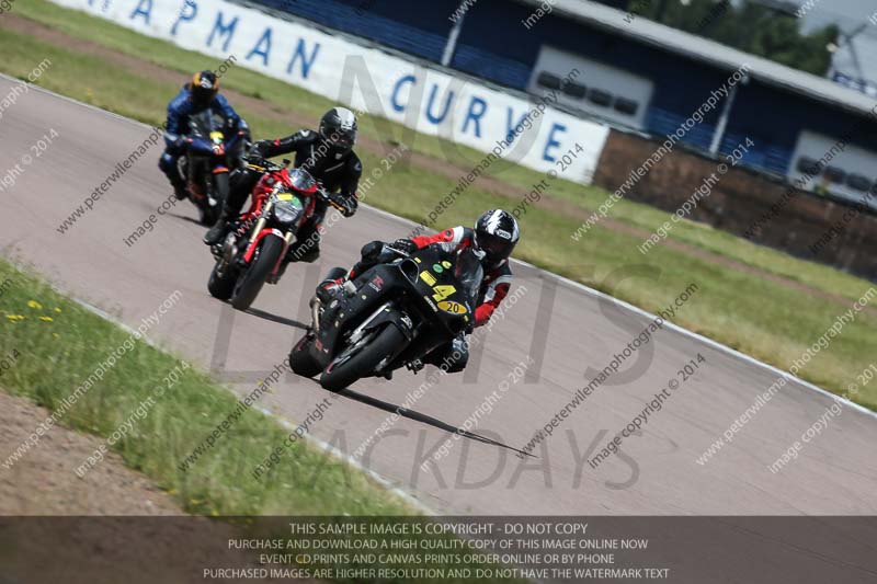 Rockingham no limits trackday;enduro digital images;event digital images;eventdigitalimages;no limits trackdays;peter wileman photography;racing digital images;rockingham raceway northamptonshire;rockingham trackday photographs;trackday digital images;trackday photos