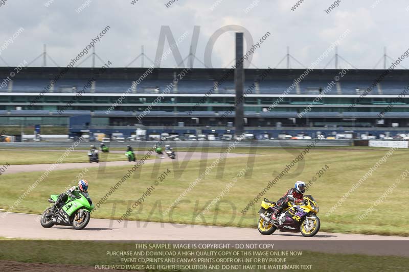 Rockingham no limits trackday;enduro digital images;event digital images;eventdigitalimages;no limits trackdays;peter wileman photography;racing digital images;rockingham raceway northamptonshire;rockingham trackday photographs;trackday digital images;trackday photos