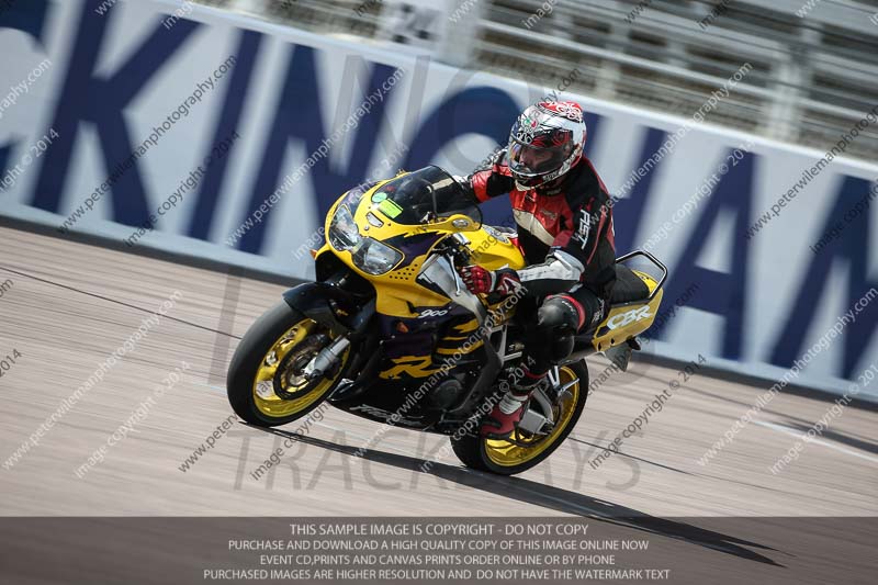 Rockingham no limits trackday;enduro digital images;event digital images;eventdigitalimages;no limits trackdays;peter wileman photography;racing digital images;rockingham raceway northamptonshire;rockingham trackday photographs;trackday digital images;trackday photos