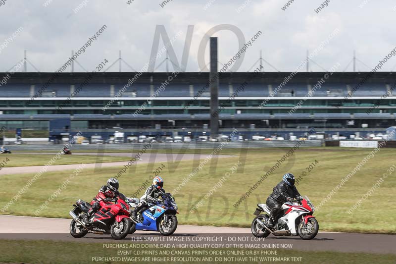 Rockingham no limits trackday;enduro digital images;event digital images;eventdigitalimages;no limits trackdays;peter wileman photography;racing digital images;rockingham raceway northamptonshire;rockingham trackday photographs;trackday digital images;trackday photos