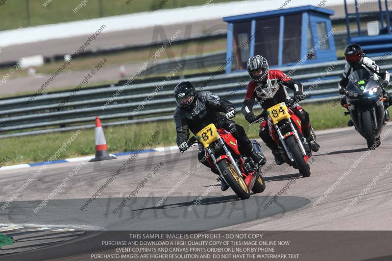 Rockingham no limits trackday;enduro digital images;event digital images;eventdigitalimages;no limits trackdays;peter wileman photography;racing digital images;rockingham raceway northamptonshire;rockingham trackday photographs;trackday digital images;trackday photos