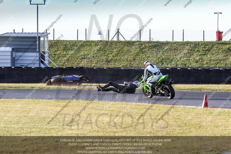 enduro digital images;event digital images;eventdigitalimages;no limits trackdays;peter wileman photography;racing digital images;snetterton;snetterton no limits trackday;snetterton photographs;snetterton trackday photographs;trackday digital images;trackday photos