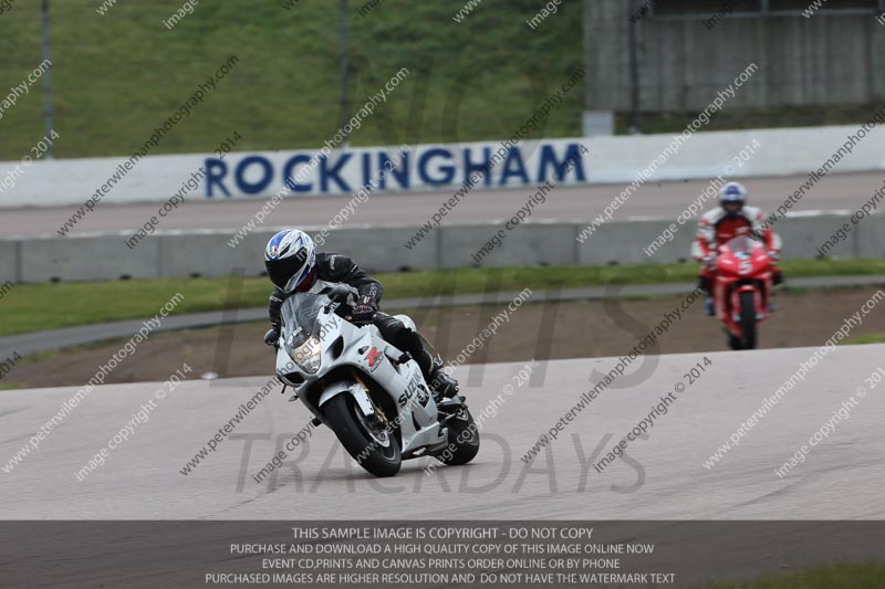 Rockingham no limits trackday;enduro digital images;event digital images;eventdigitalimages;no limits trackdays;peter wileman photography;racing digital images;rockingham raceway northamptonshire;rockingham trackday photographs;trackday digital images;trackday photos