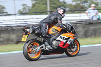 donington-no-limits-trackday;donington-park-photographs;donington-trackday-photographs;no-limits-trackdays;peter-wileman-photography;trackday-digital-images;trackday-photos