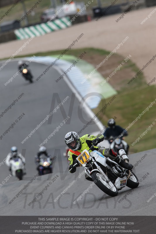 donington no limits trackday;donington park photographs;donington trackday photographs;no limits trackdays;peter wileman photography;trackday digital images;trackday photos