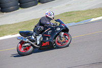 anglesey-no-limits-trackday;anglesey-photographs;anglesey-trackday-photographs;enduro-digital-images;event-digital-images;eventdigitalimages;no-limits-trackdays;peter-wileman-photography;racing-digital-images;trac-mon;trackday-digital-images;trackday-photos;ty-croes