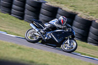 anglesey-no-limits-trackday;anglesey-photographs;anglesey-trackday-photographs;enduro-digital-images;event-digital-images;eventdigitalimages;no-limits-trackdays;peter-wileman-photography;racing-digital-images;trac-mon;trackday-digital-images;trackday-photos;ty-croes