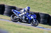 anglesey-no-limits-trackday;anglesey-photographs;anglesey-trackday-photographs;enduro-digital-images;event-digital-images;eventdigitalimages;no-limits-trackdays;peter-wileman-photography;racing-digital-images;trac-mon;trackday-digital-images;trackday-photos;ty-croes