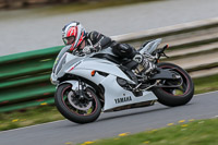 enduro-digital-images;event-digital-images;eventdigitalimages;mallory-park;mallory-park-photographs;mallory-park-trackday;mallory-park-trackday-photographs;no-limits-trackdays;peter-wileman-photography;racing-digital-images;trackday-digital-images;trackday-photos