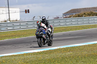 donington-no-limits-trackday;donington-park-photographs;donington-trackday-photographs;no-limits-trackdays;peter-wileman-photography;trackday-digital-images;trackday-photos