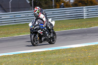 donington-no-limits-trackday;donington-park-photographs;donington-trackday-photographs;no-limits-trackdays;peter-wileman-photography;trackday-digital-images;trackday-photos