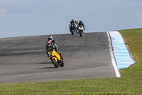 donington-no-limits-trackday;donington-park-photographs;donington-trackday-photographs;no-limits-trackdays;peter-wileman-photography;trackday-digital-images;trackday-photos