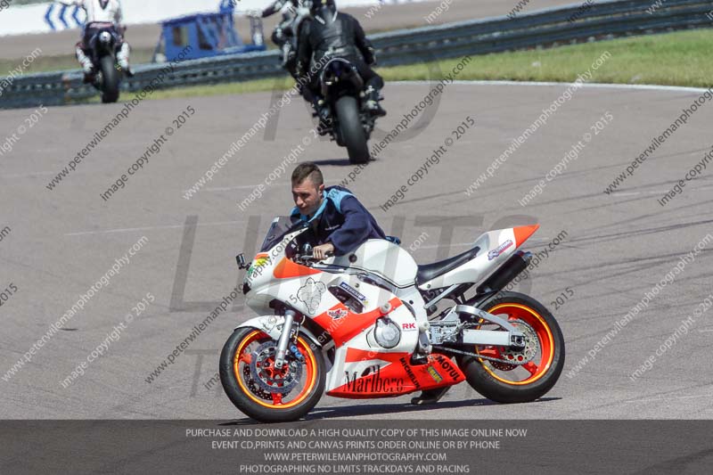 Rockingham no limits trackday;enduro digital images;event digital images;eventdigitalimages;no limits trackdays;peter wileman photography;racing digital images;rockingham raceway northamptonshire;rockingham trackday photographs;trackday digital images;trackday photos