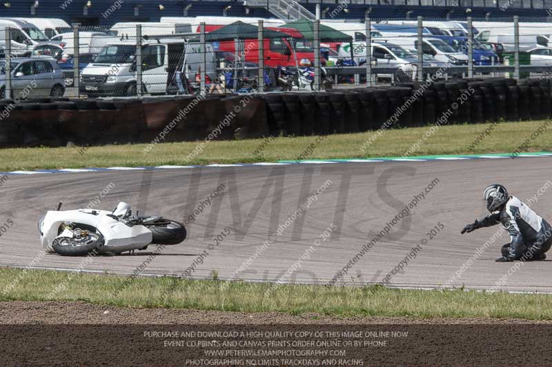 Rockingham no limits trackday;enduro digital images;event digital images;eventdigitalimages;no limits trackdays;peter wileman photography;racing digital images;rockingham raceway northamptonshire;rockingham trackday photographs;trackday digital images;trackday photos