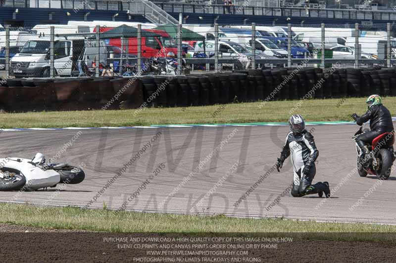 Rockingham no limits trackday;enduro digital images;event digital images;eventdigitalimages;no limits trackdays;peter wileman photography;racing digital images;rockingham raceway northamptonshire;rockingham trackday photographs;trackday digital images;trackday photos