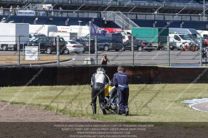 Rockingham no limits trackday;enduro digital images;event digital images;eventdigitalimages;no limits trackdays;peter wileman photography;racing digital images;rockingham raceway northamptonshire;rockingham trackday photographs;trackday digital images;trackday photos