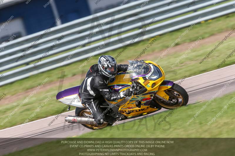 Rockingham no limits trackday;enduro digital images;event digital images;eventdigitalimages;no limits trackdays;peter wileman photography;racing digital images;rockingham raceway northamptonshire;rockingham trackday photographs;trackday digital images;trackday photos