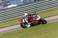 Rockingham-no-limits-trackday;enduro-digital-images;event-digital-images;eventdigitalimages;no-limits-trackdays;peter-wileman-photography;racing-digital-images;rockingham-raceway-northamptonshire;rockingham-trackday-photographs;trackday-digital-images;trackday-photos