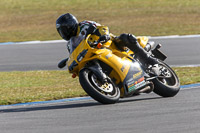 donington-no-limits-trackday;donington-park-photographs;donington-trackday-photographs;no-limits-trackdays;peter-wileman-photography;trackday-digital-images;trackday-photos