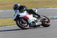 donington-no-limits-trackday;donington-park-photographs;donington-trackday-photographs;no-limits-trackdays;peter-wileman-photography;trackday-digital-images;trackday-photos